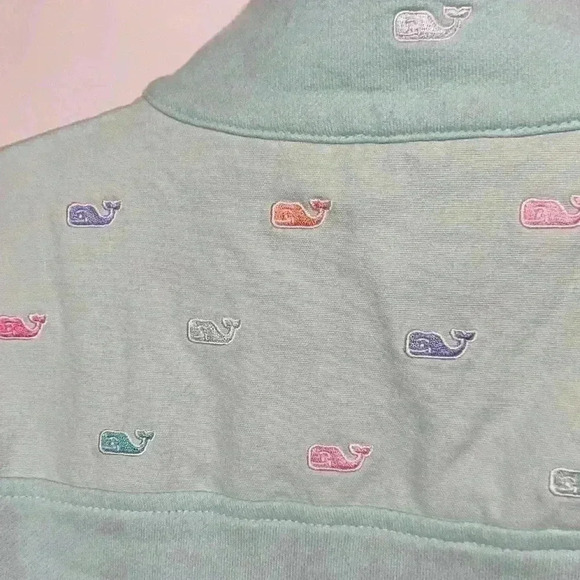 Vineyard vines size small long sleeve sweater - Picture 9 of 9